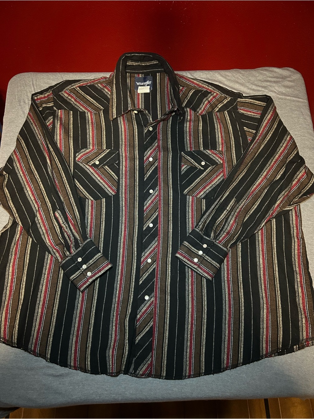 Wrangler Black, Red & Tan Striped Pearl Snap Western Button-Down